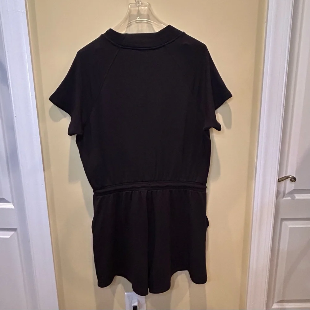 Athleta Black Short Sleeve Romper - Picture 5 of 9
